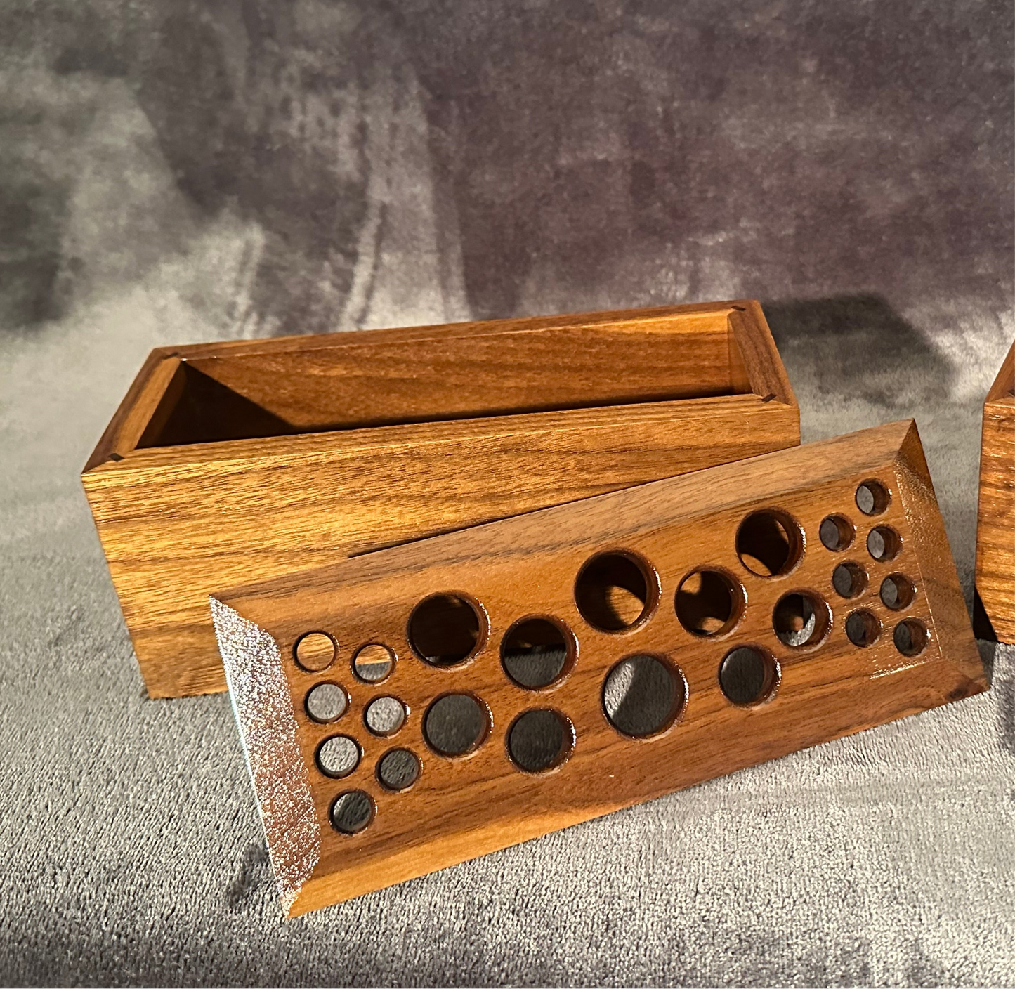 Walnut Hardwood Makeup Brush Holder, Makeup Brush Stand, Artist Brush Storage Box, Makeup Brush Organizer Box