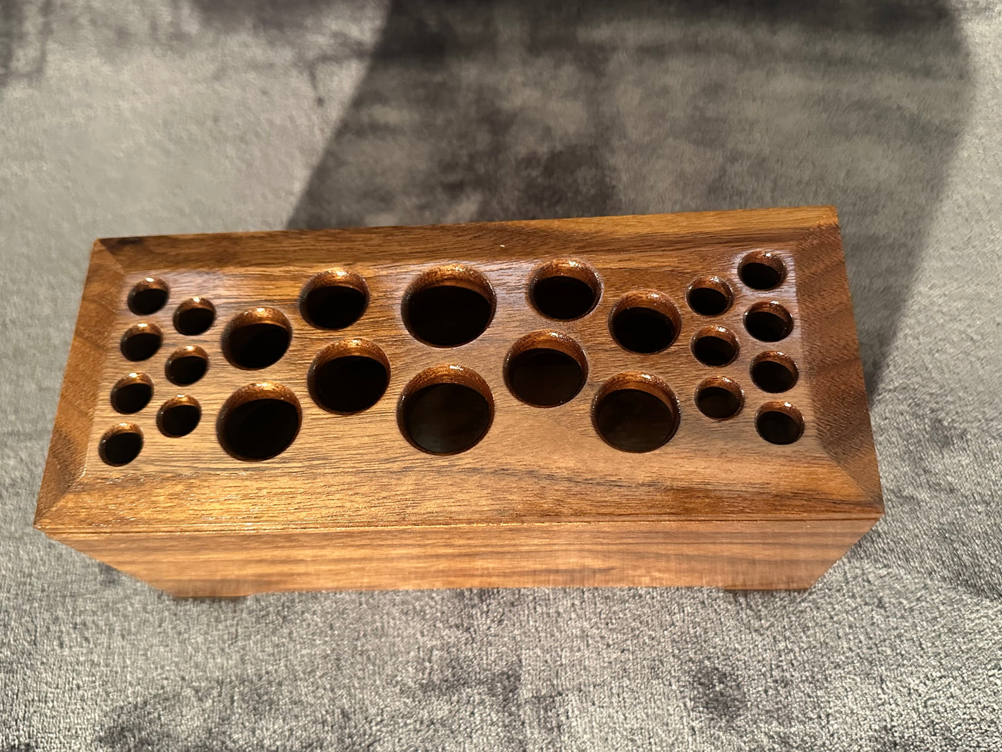 Walnut Hardwood Makeup Brush Holder, Makeup Brush Stand, Artist Brush Storage Box, Makeup Brush Organizer Box