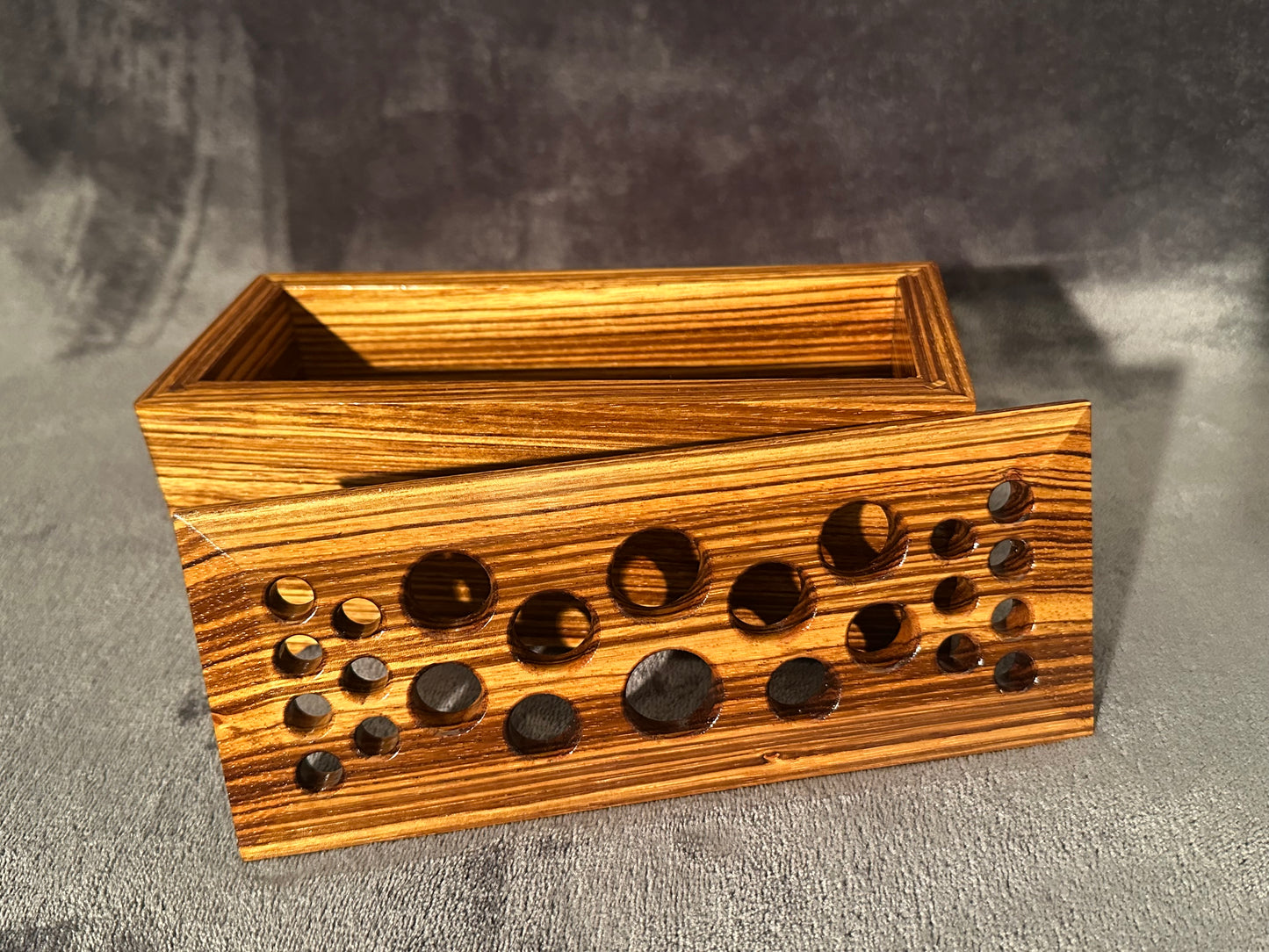 Zebrawood Makeup Brush Holder, Exotic Wooden box with Lid, Makeup Brush Organizer, Makeup Brush Holder for Vanity